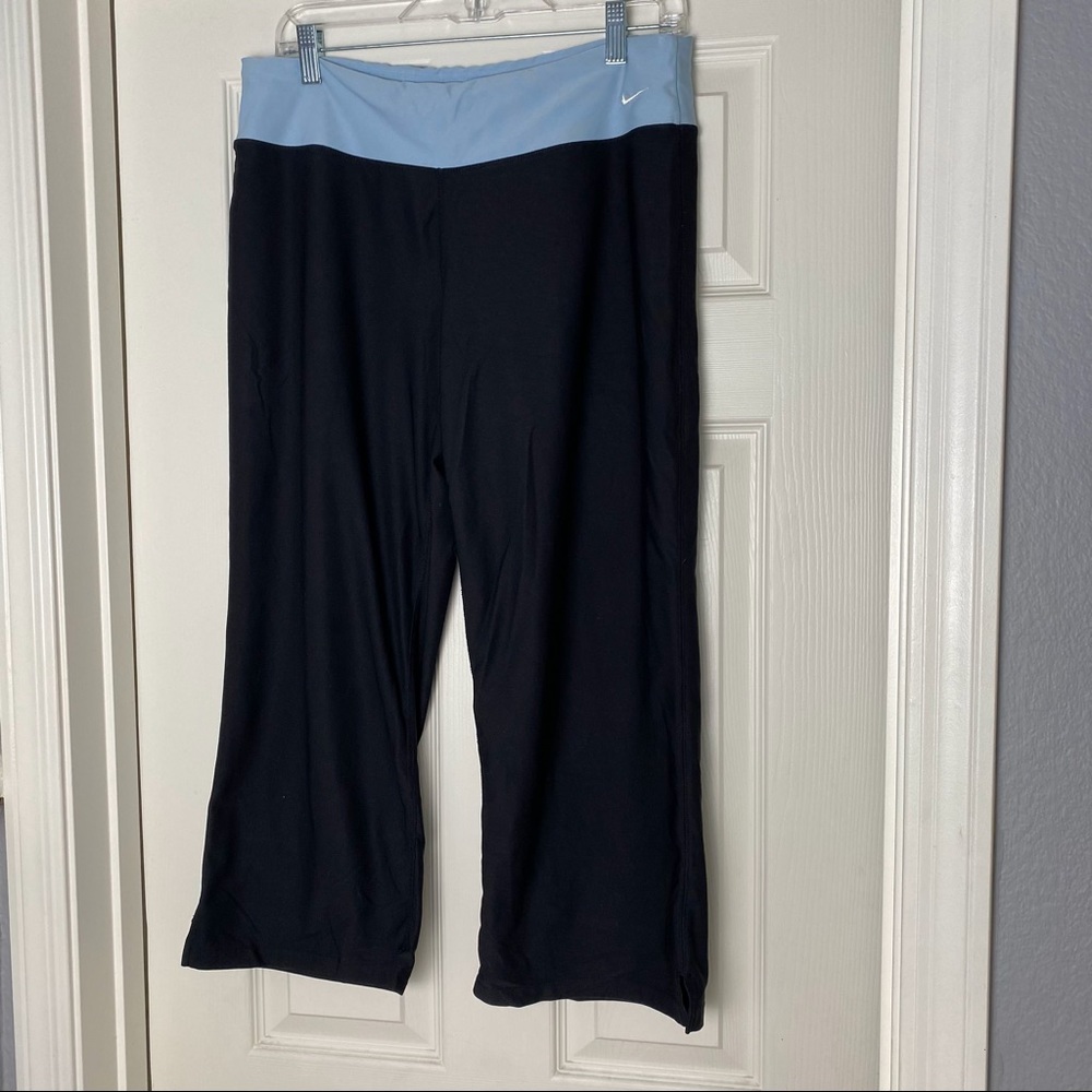 Nike Fit Dry Capris